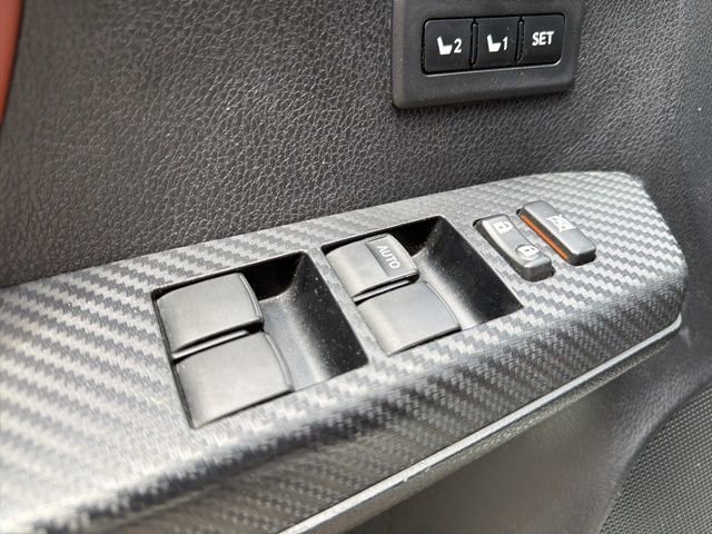 Used 2014 Toyota RAV4 Limited image 12