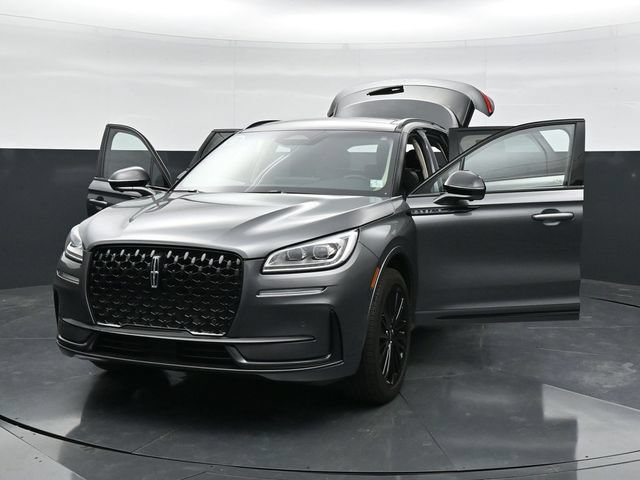 Used 2023 Lincoln Corsair Reserve w/ Equipment Group 201A AWD/4WD image 45