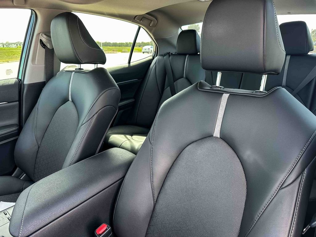 Used 2024 Toyota Camry XSE w/ Cold Weather Package image 14