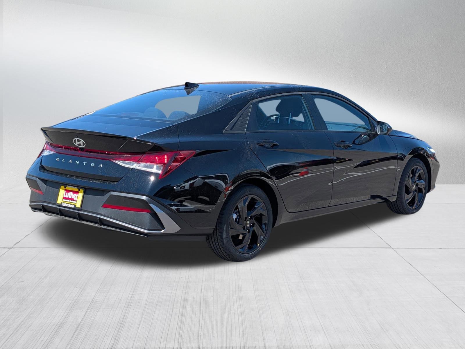 New 2026 Hyundai Elantra Sport FWD image 4