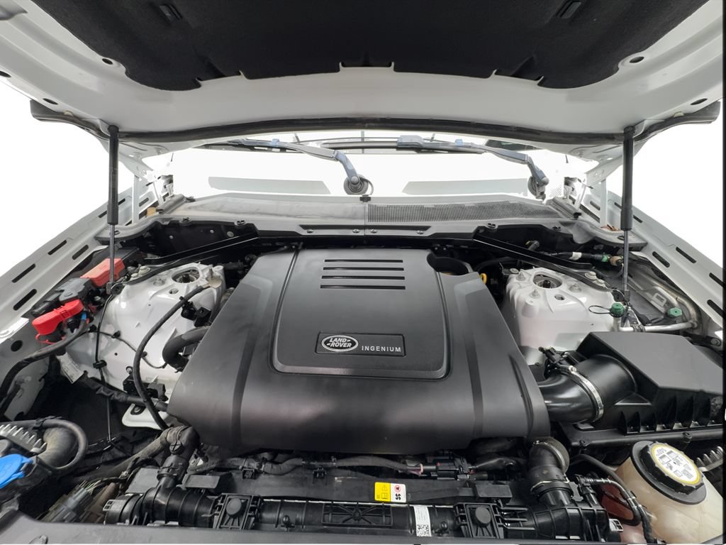 Used 2023 Land Rover Defender 110 S AWD/4WD image 17