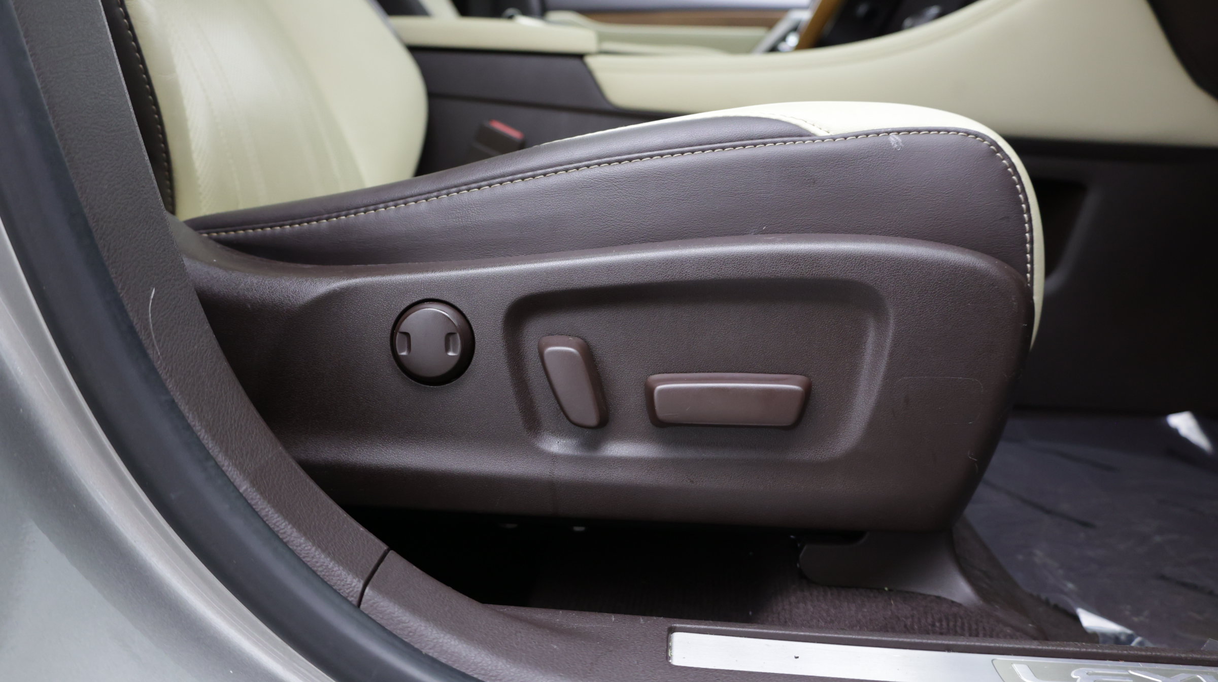 Used 2018 Lexus RX 350 FWD w/ Premium Package image 45