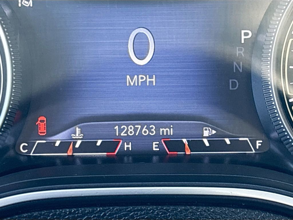 Used 2021 Jeep Cherokee Trailhawk image 12