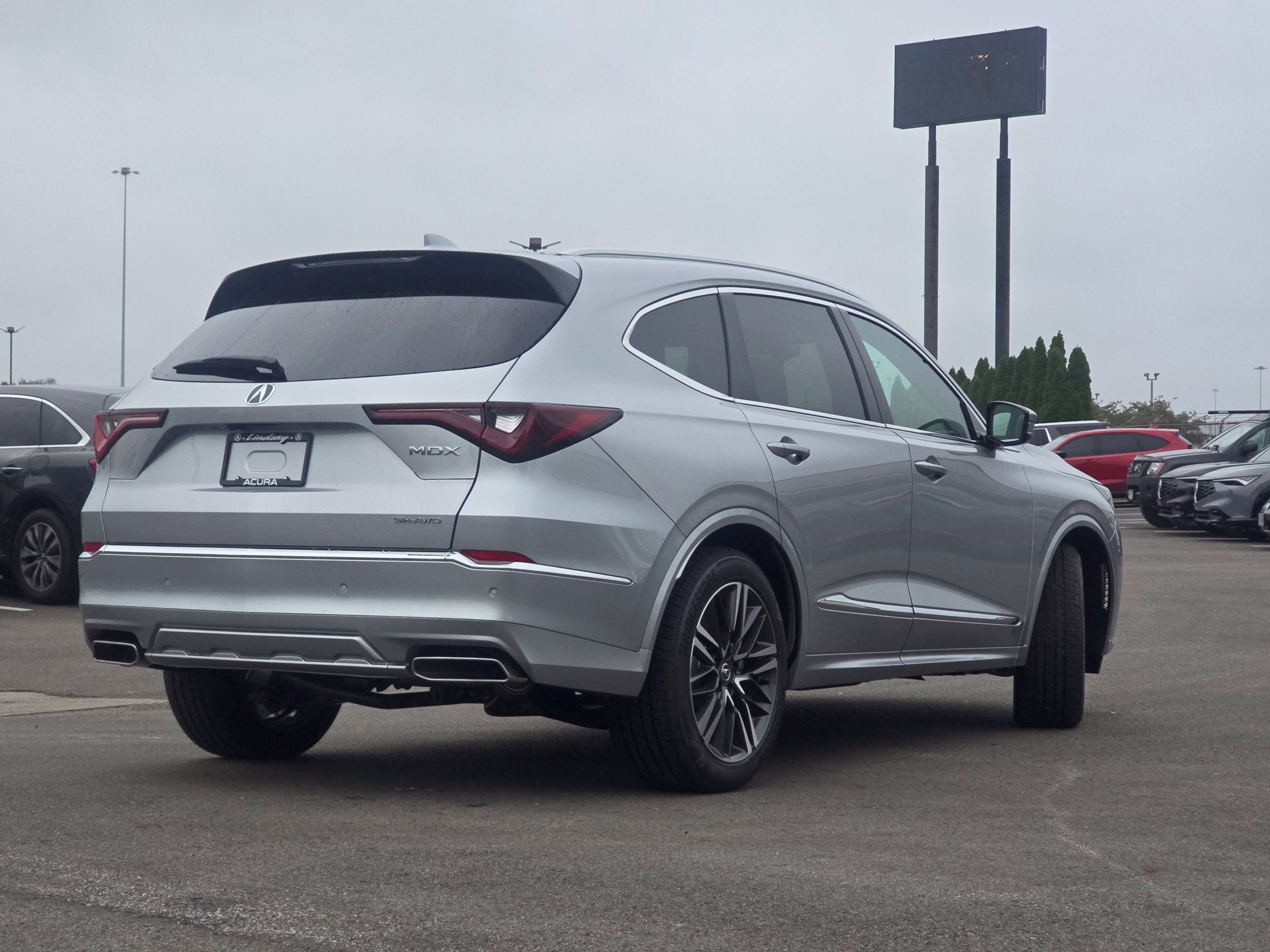 New 2026 Acura MDX w/ Advance Package AWD/4WD image 4