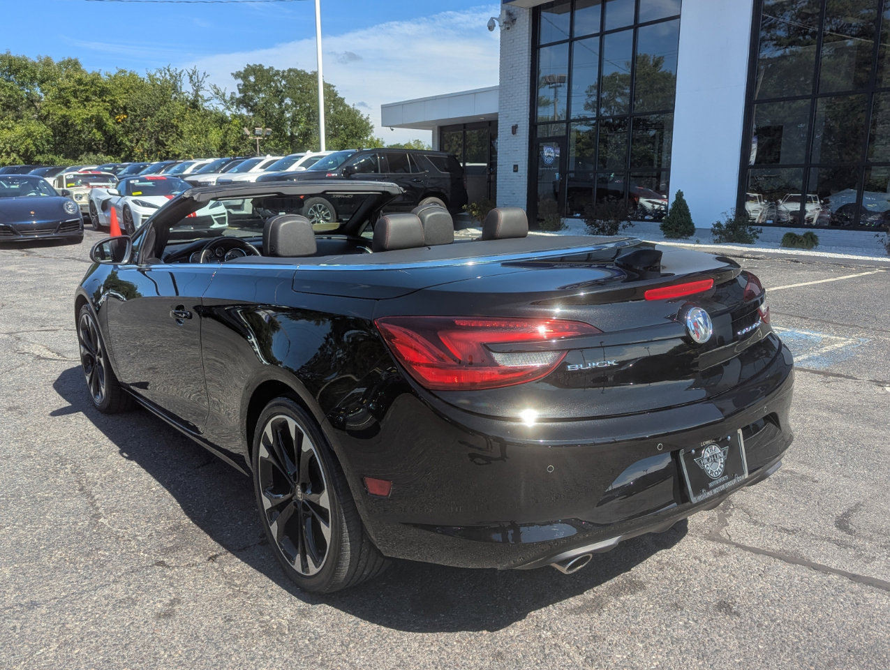 Used 2018 Buick Cascada Sport Touring w/ Dark Effects Package image 34
