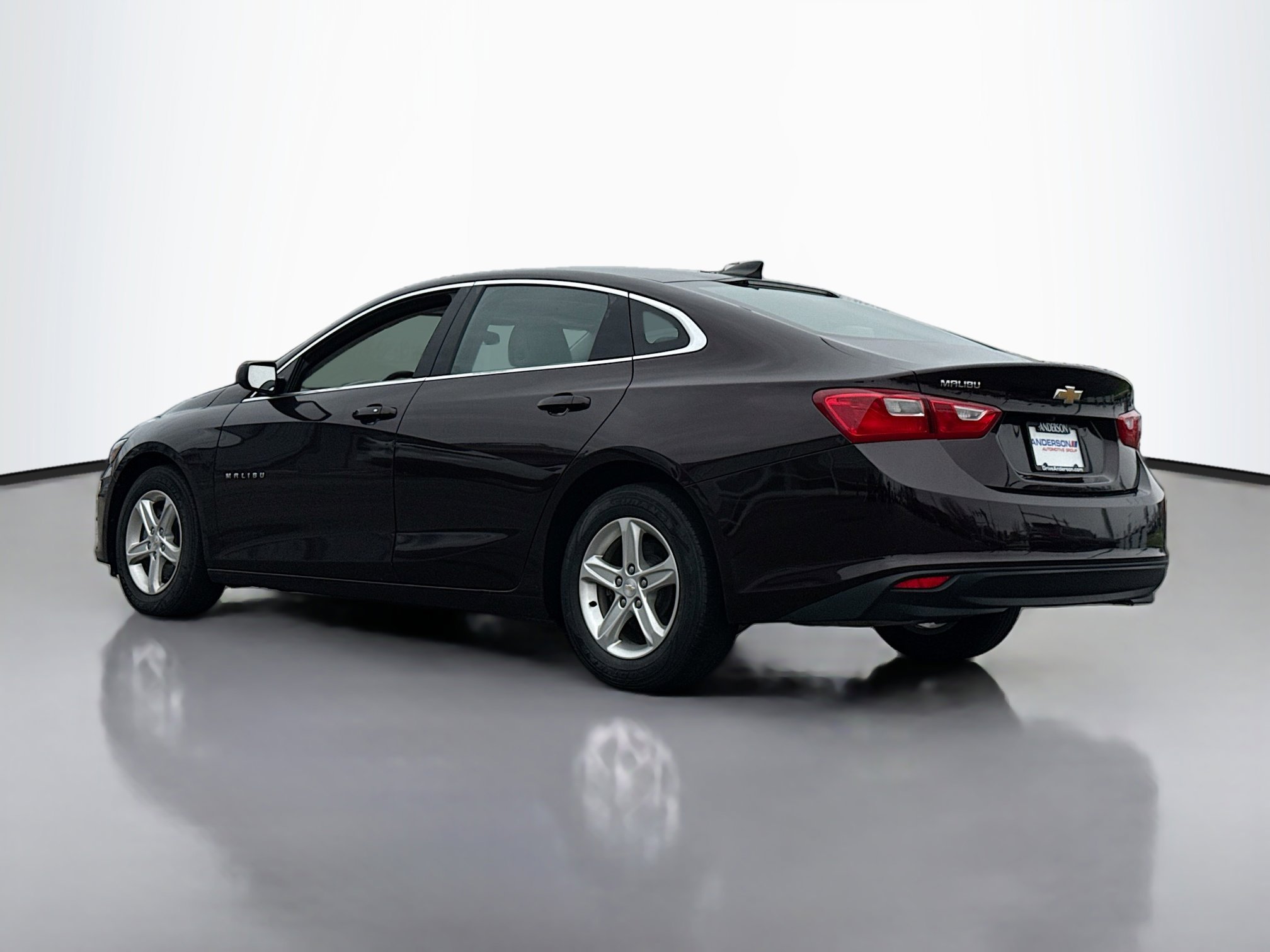 Used 2021 Chevrolet Malibu LS FWD image 12