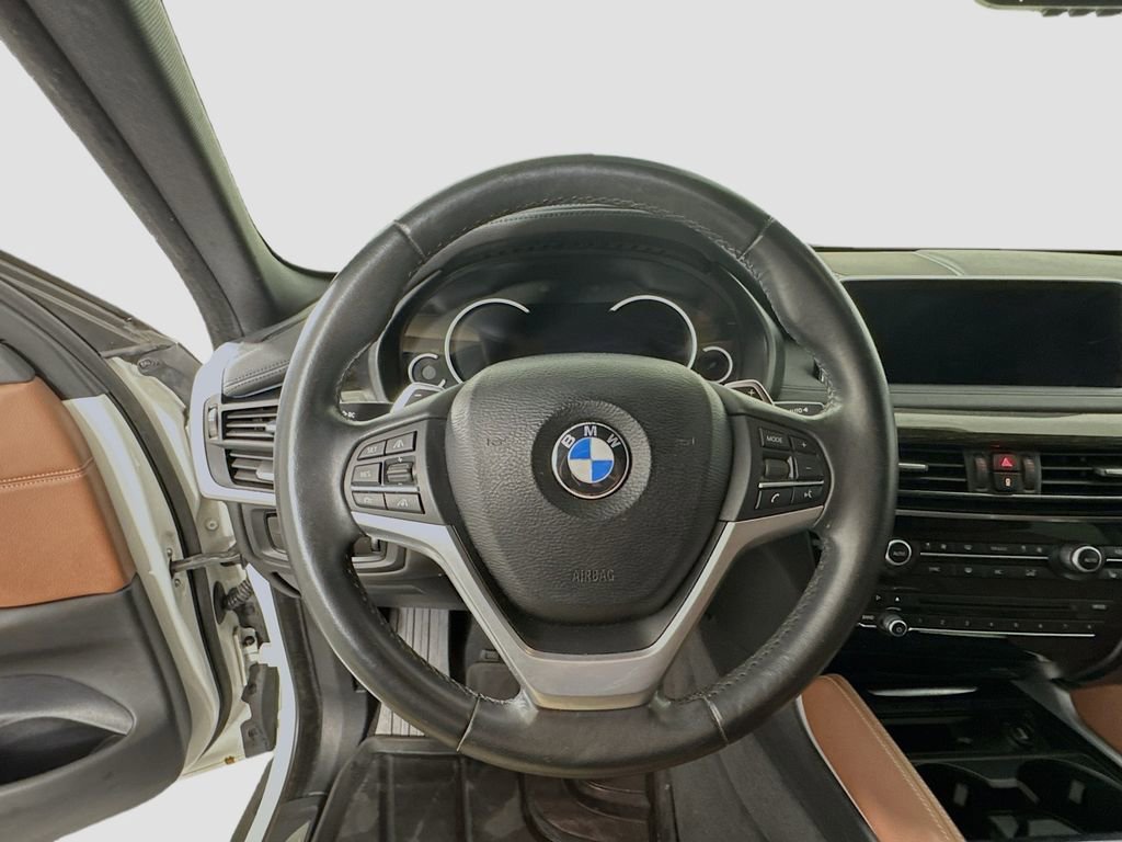Used 2019 BMW X6 sDrive35i w/ Executive Package image 11