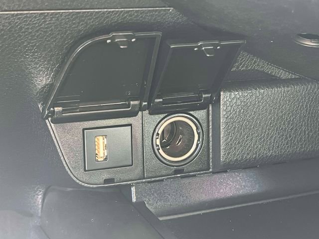 Certified 2023 Toyota Camry SE w/ Cold Weather Package image 32