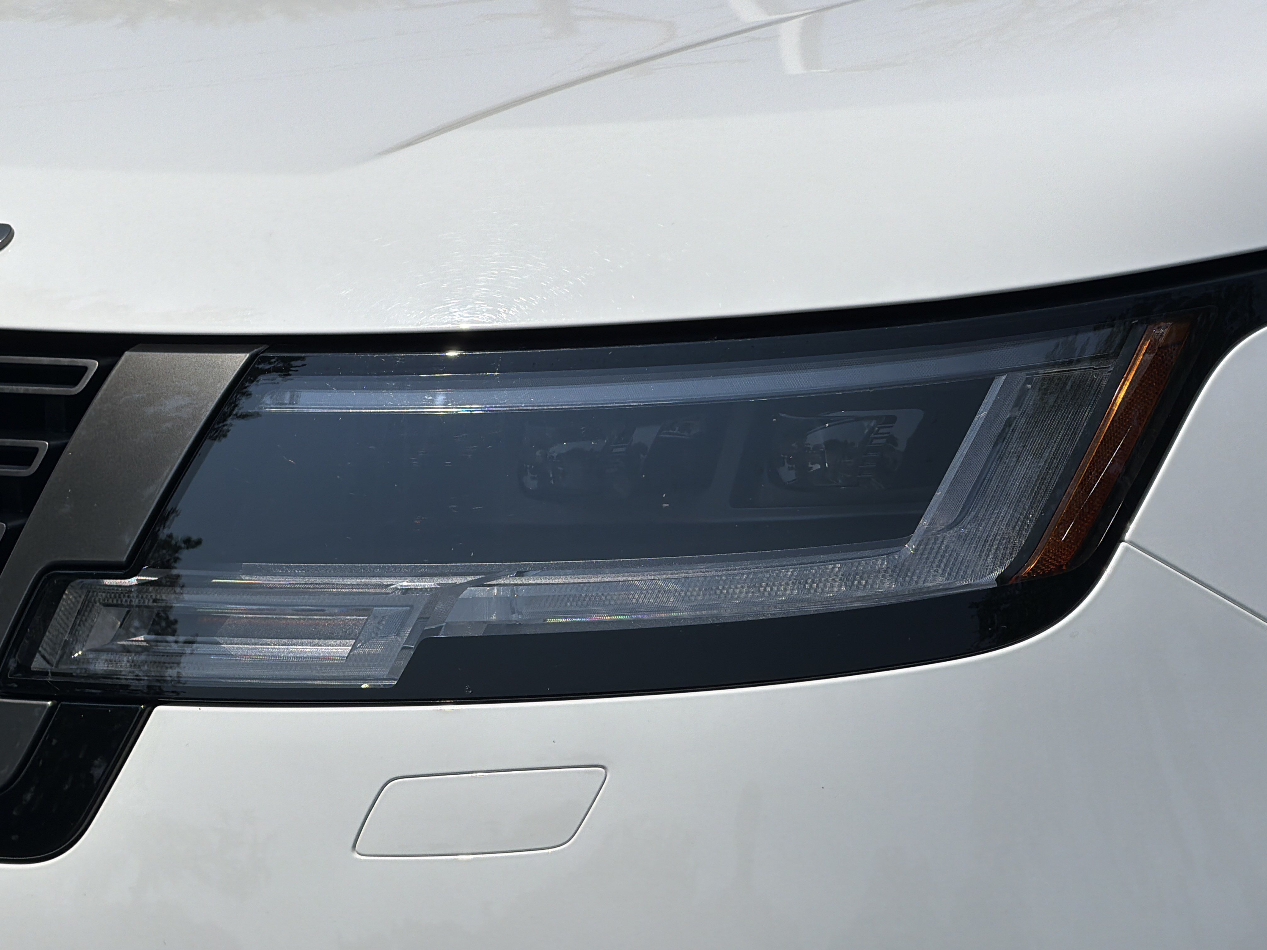 Used 2022 Land Rover Range Rover SE AWD/4WD image 6