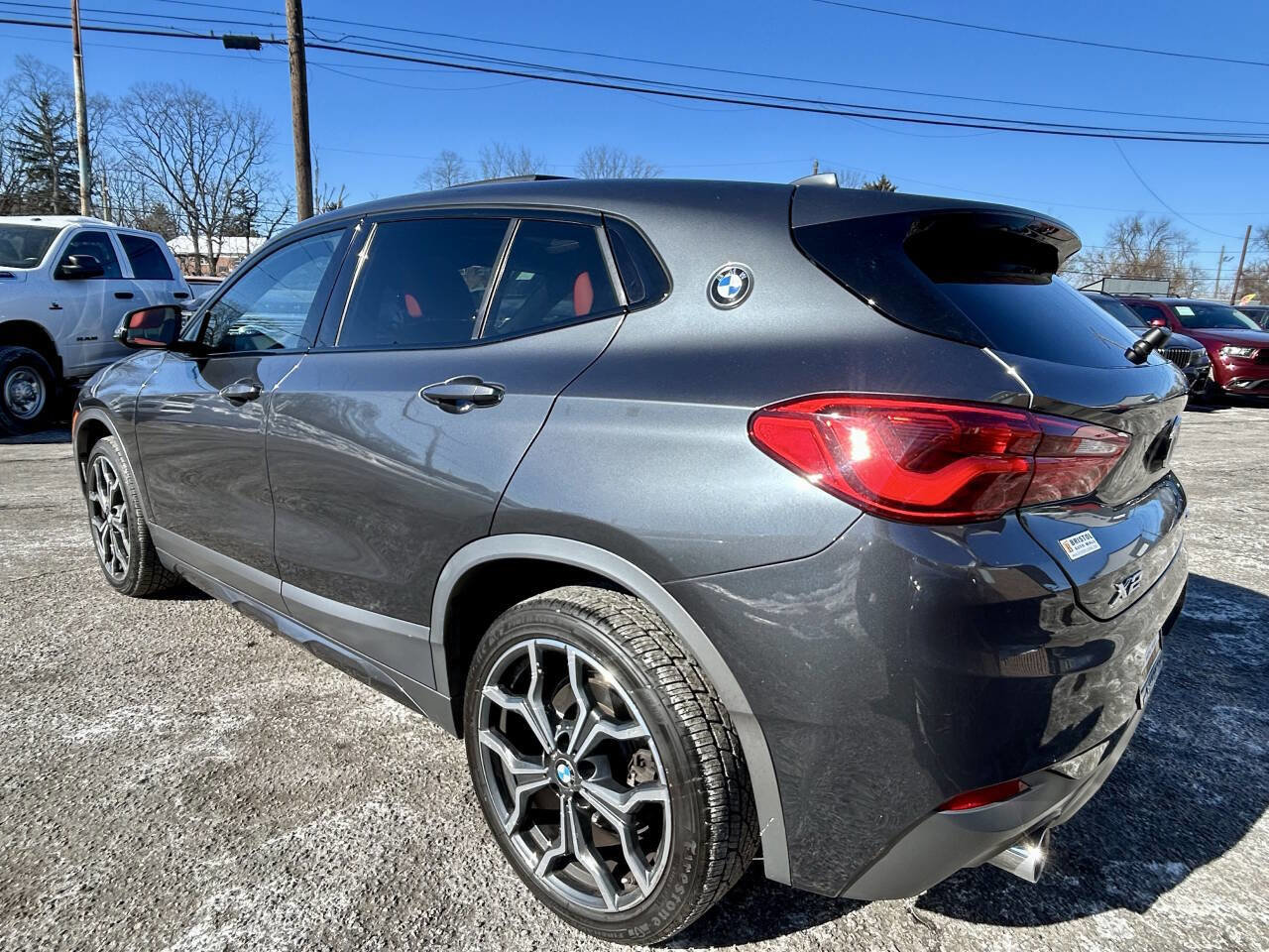 Used 2018 BMW X2 sDrive28i w/ M SportX Package FWD image 3