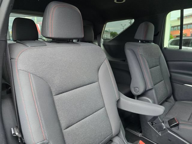 Used 2024 Chevrolet Traverse Z71 AWD/4WD image 40