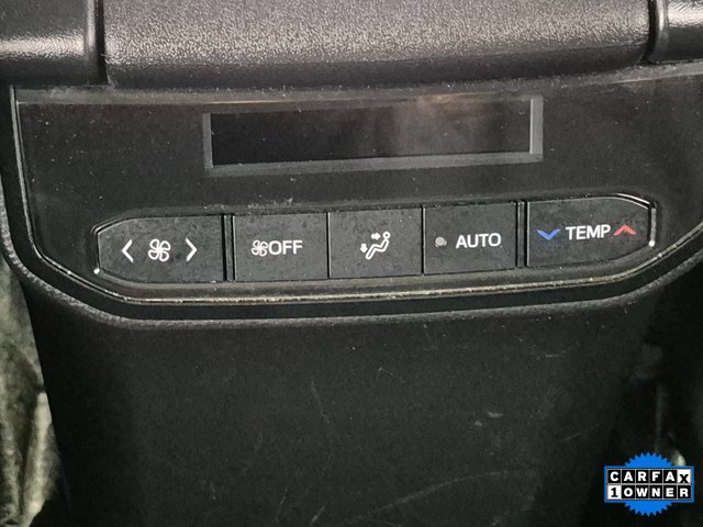 Used 2023 Toyota Highlander XLE image 16