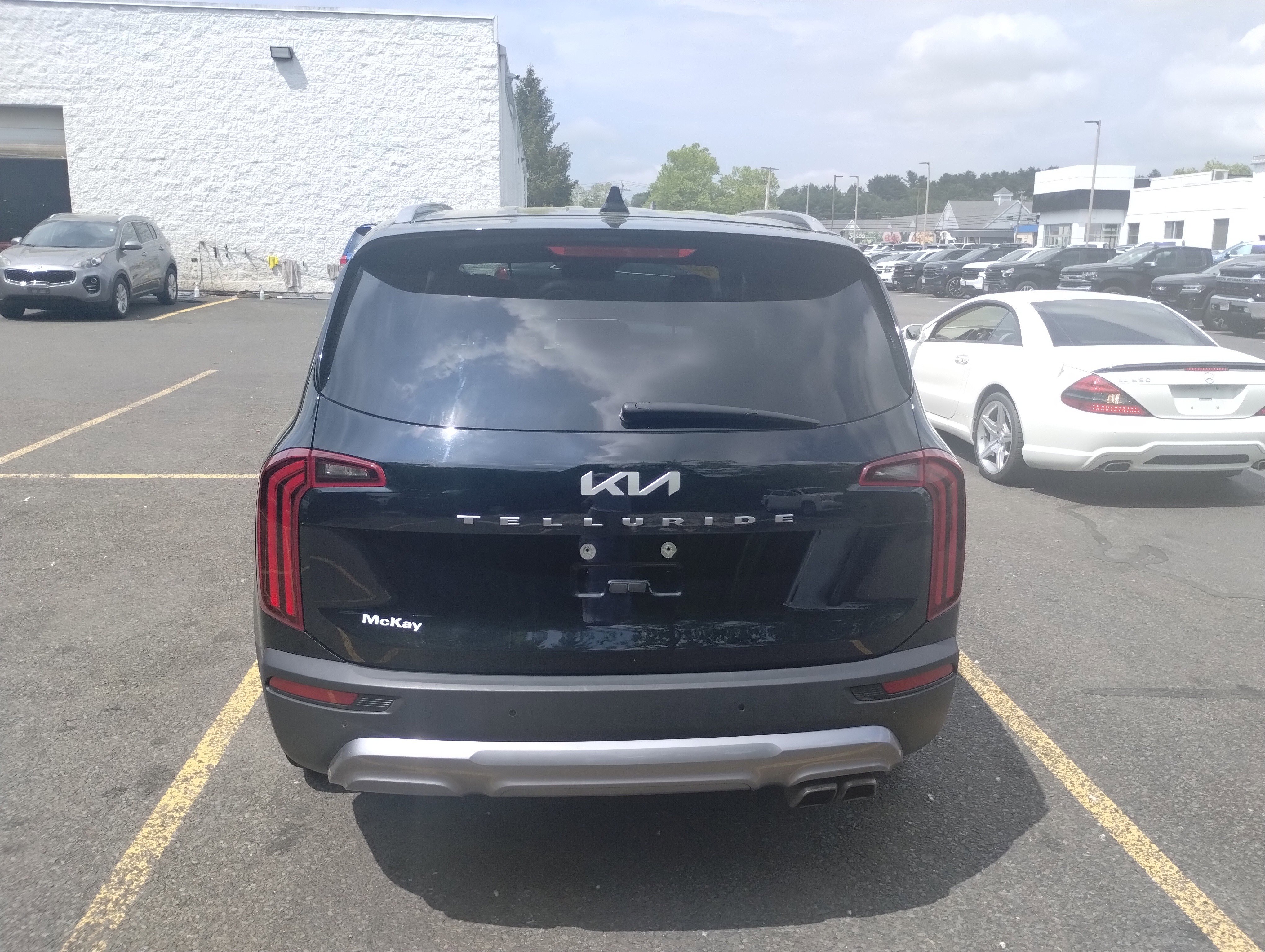 Used 2022 Kia Telluride EX image 4