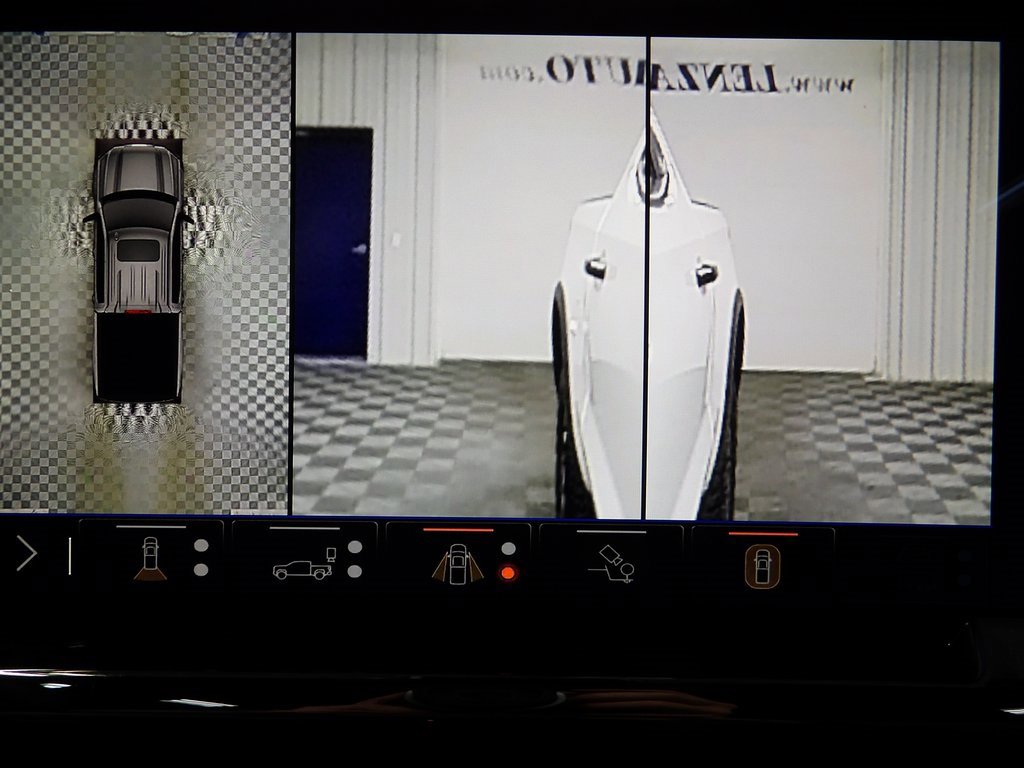 Used 2024 Chevrolet Silverado 1500 ZR2 w/ Technology Package image 16