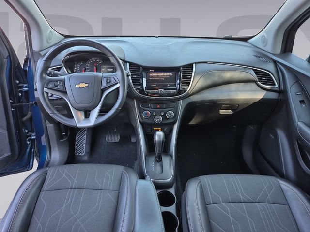 Certified 2020 Chevrolet Trax LT w/ Sun & Sound Package AWD/4WD image 12