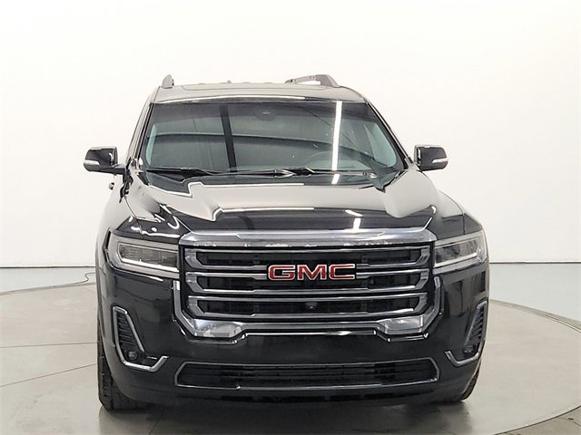 Used 2023 GMC Acadia AT4 image 2
