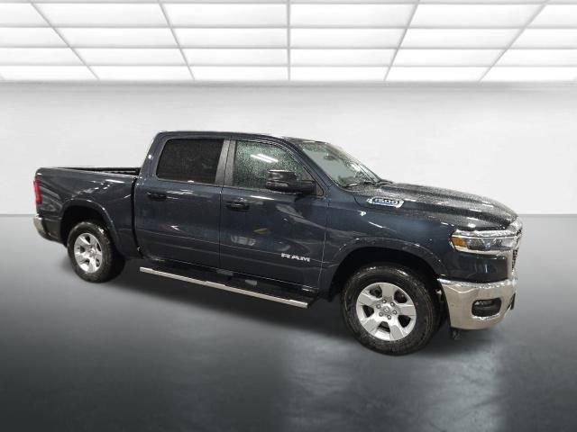 Used 2025 RAM 1500 Big Horn AWD/4WD image 3