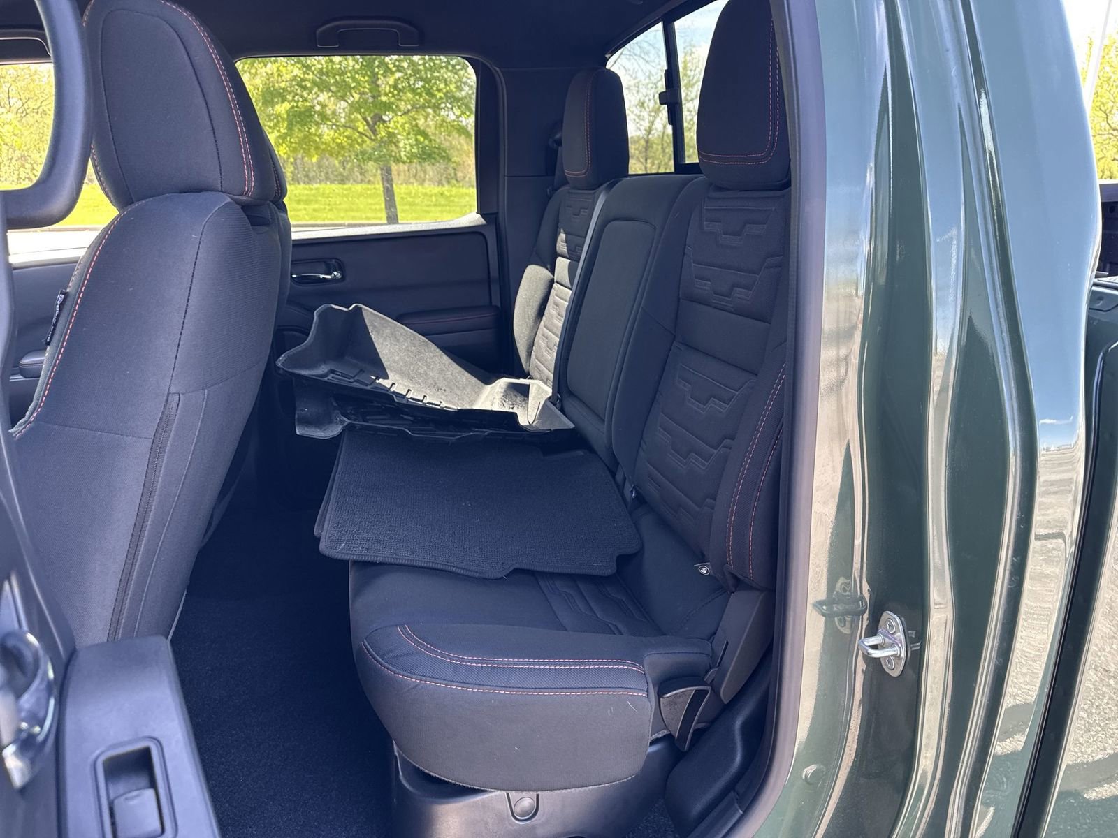 Certified 2025 Nissan Frontier PRO-4X AWD/4WD image 15