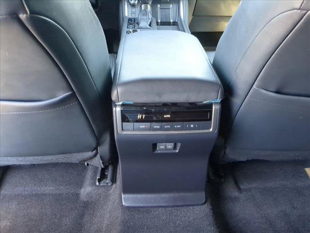 Used 2024 Lexus GX 550 w/ Cold Area Package AWD/4WD image 18
