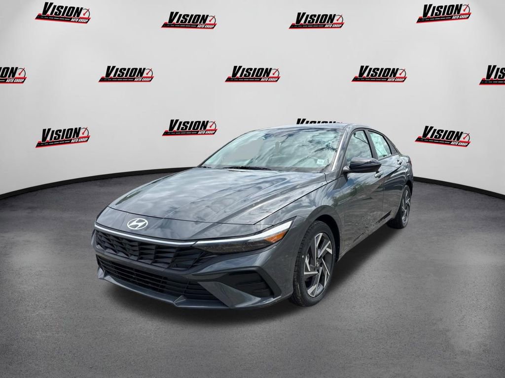 Certified 2025 Hyundai Elantra Sport image 1