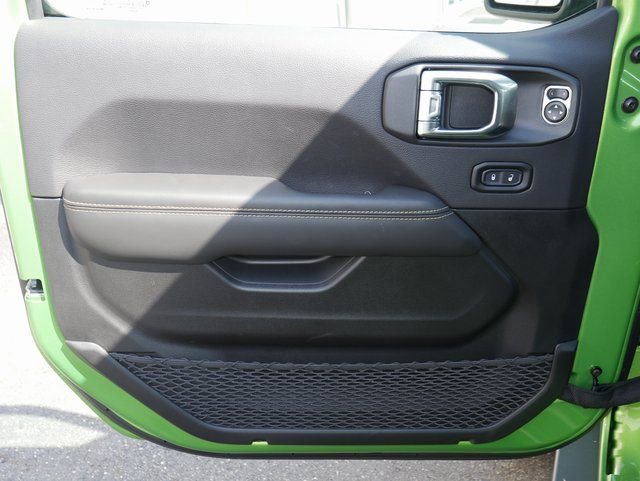 New 2025 Jeep Wrangler Unlimited Rubicon 392 image 17