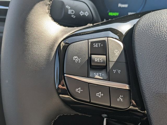 New 2025 Ford Escape SE w/ PHEV Premium Package FWD image 12