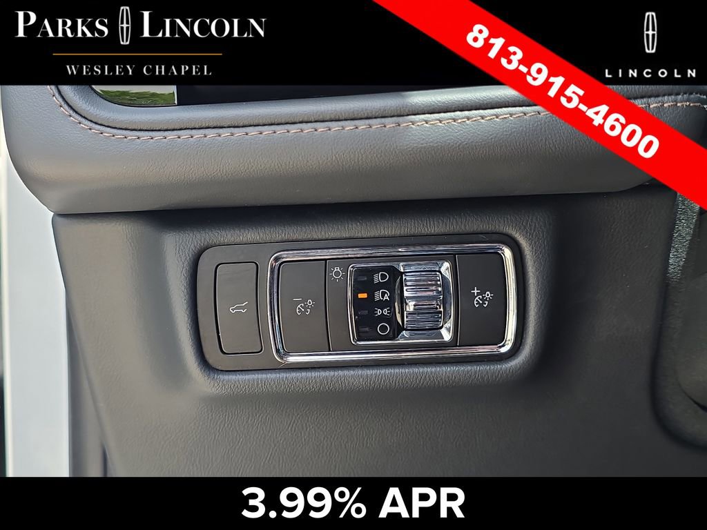 Certified 2025 Lincoln Aviator Reserve w/ Illumination Package RWD image 30