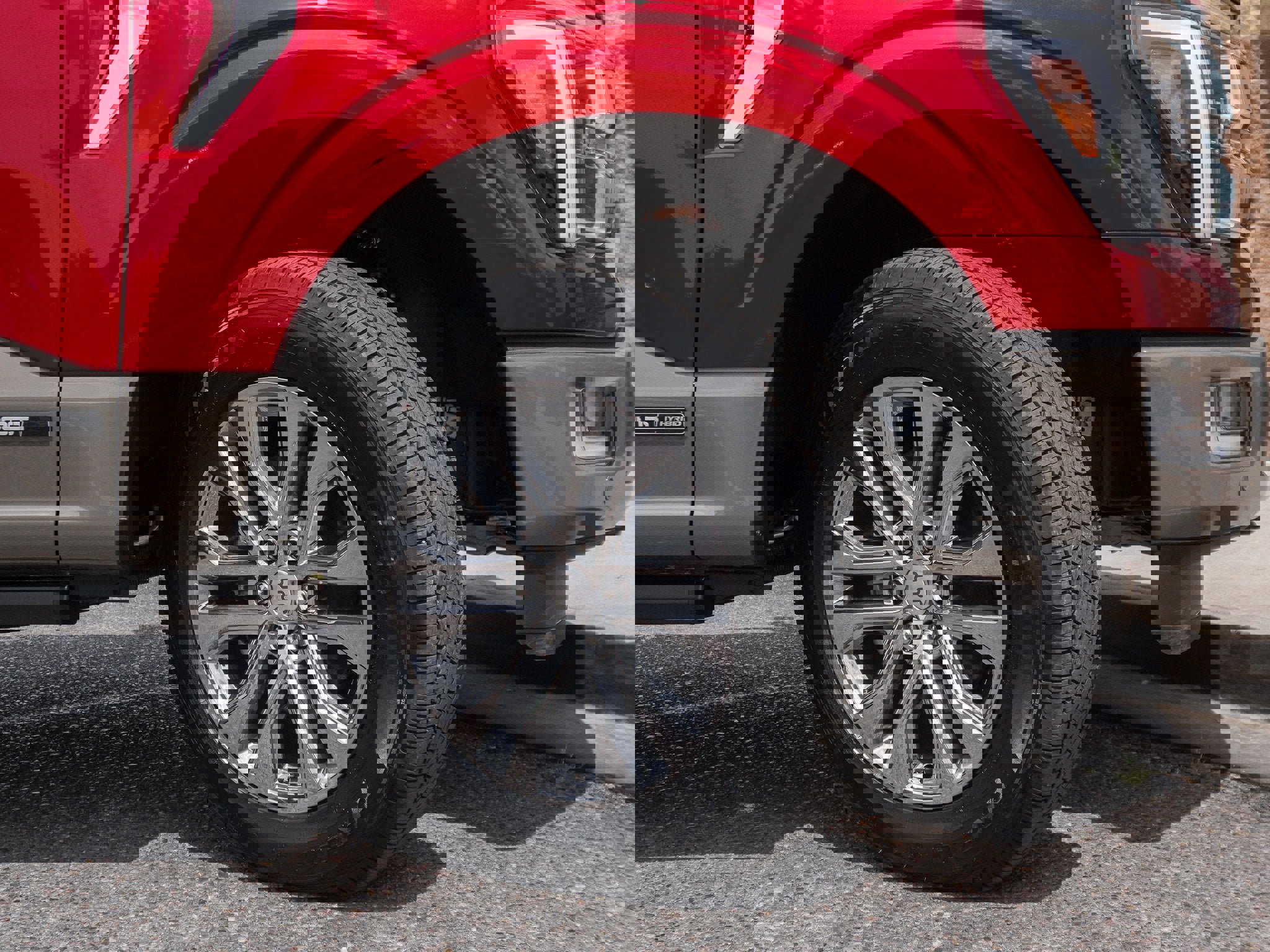 New 2026 Ford F150 King Ranch w/ Equipment Group 601A High image 13