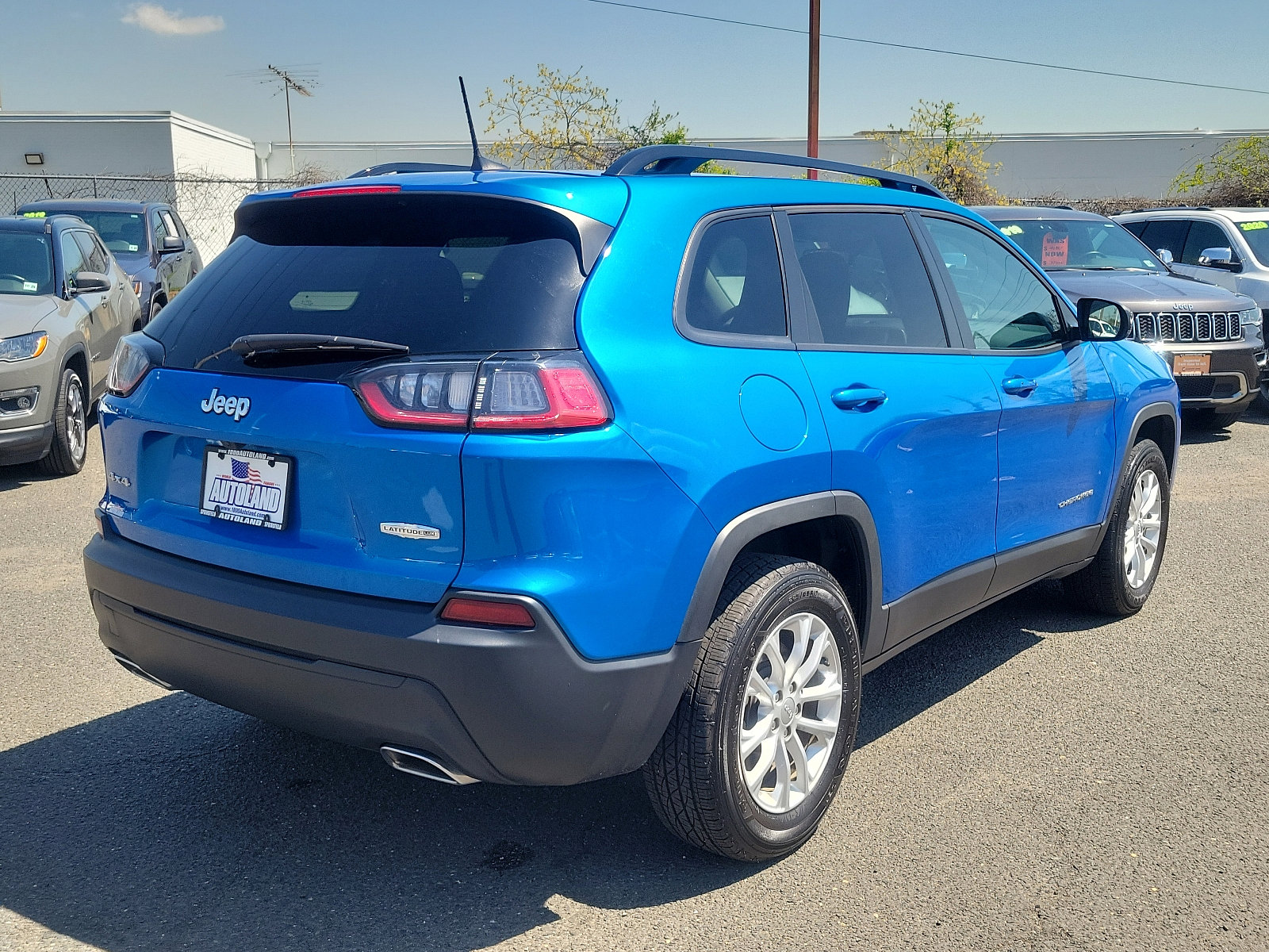 Used 2022 Jeep Cherokee Latitude Lux image 6