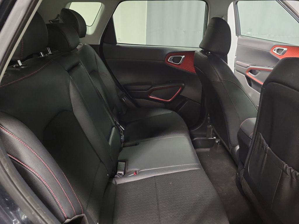 Used 2023 Kia Soul GT-Line FWD image 21