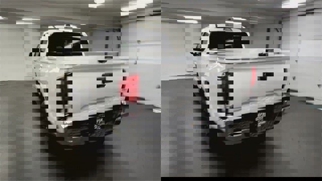 Used 2022 Toyota Tacoma SR5 image 41