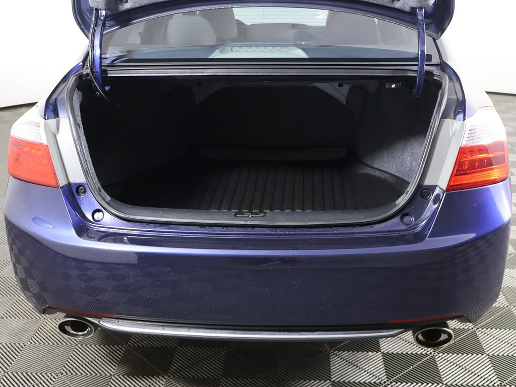 Used 2015 Honda Accord EX-L image 12