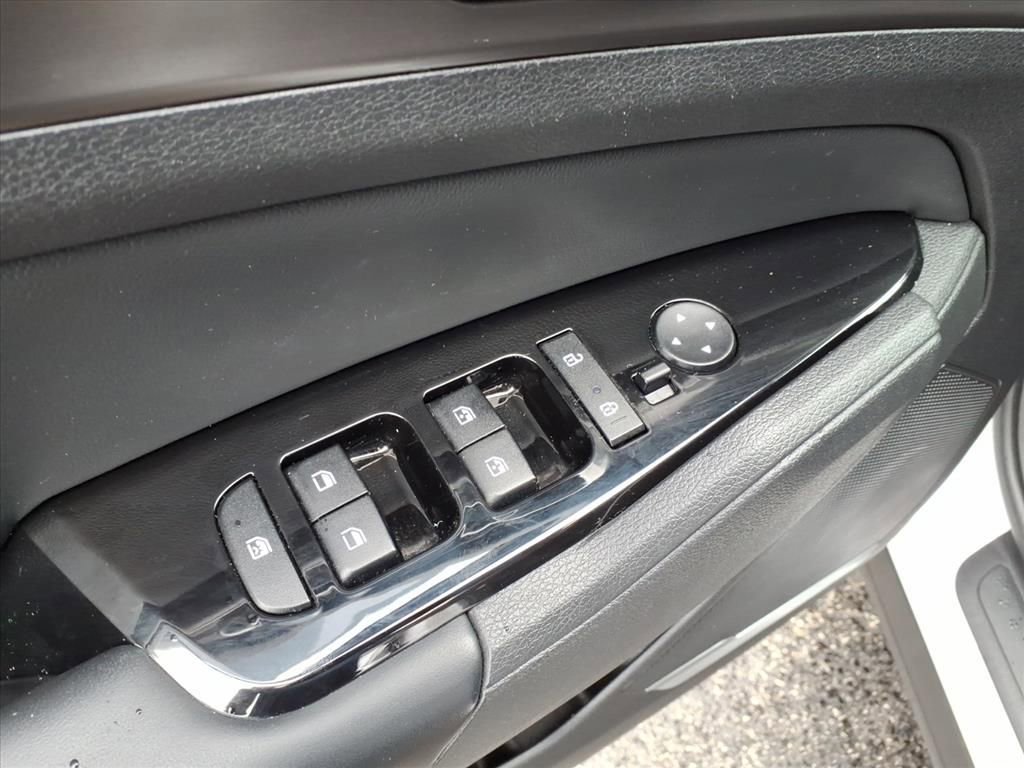 Used 2023 Kia Sportage EX FWD image 7