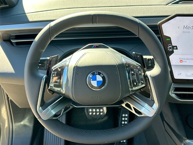 New 2027 BMW X5 xDrive40i w/ M Sport Professional Package AWD/4WD image 15