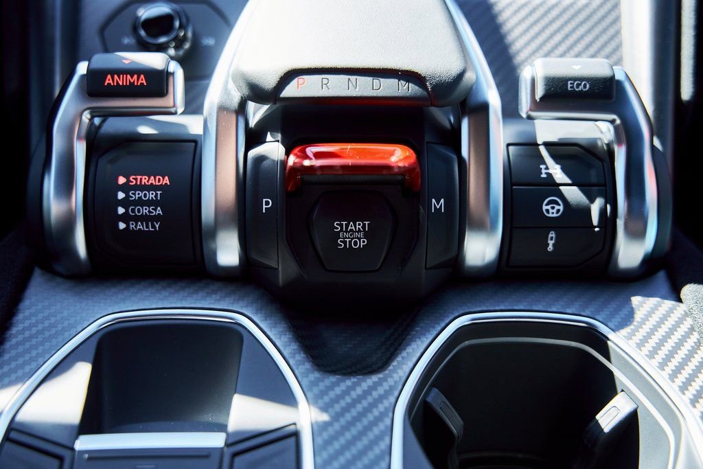 Used 2024 Lamborghini Urus Performante image 80