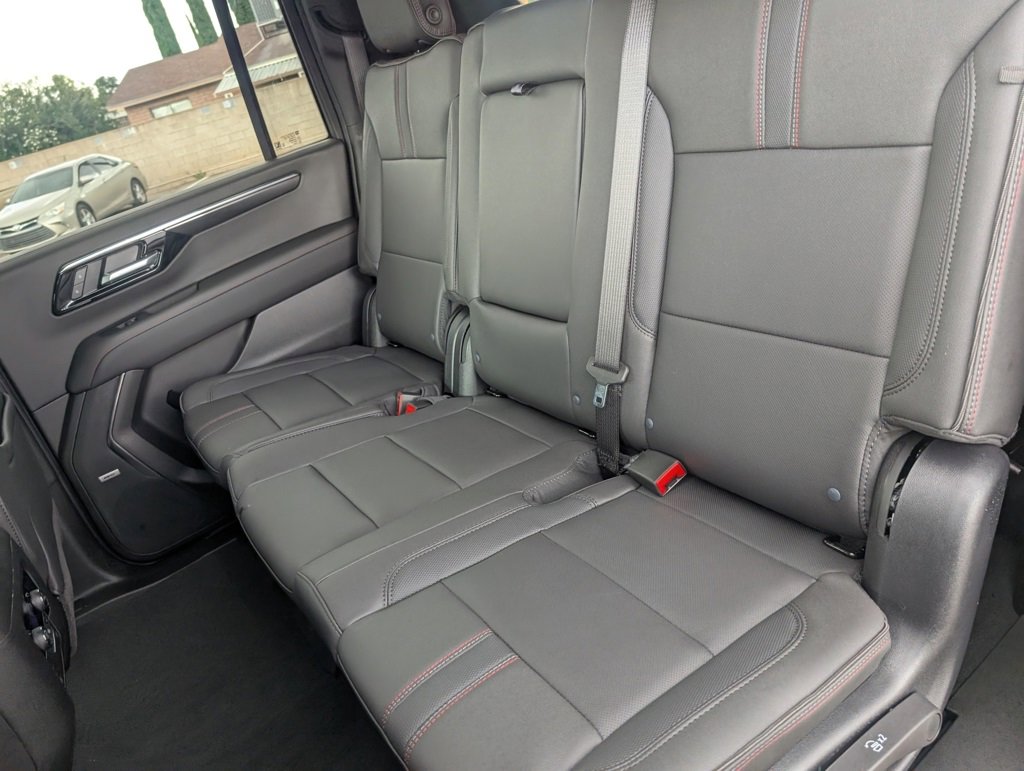 New 2025 Chevrolet Suburban RST w/ Comfort Package image 13