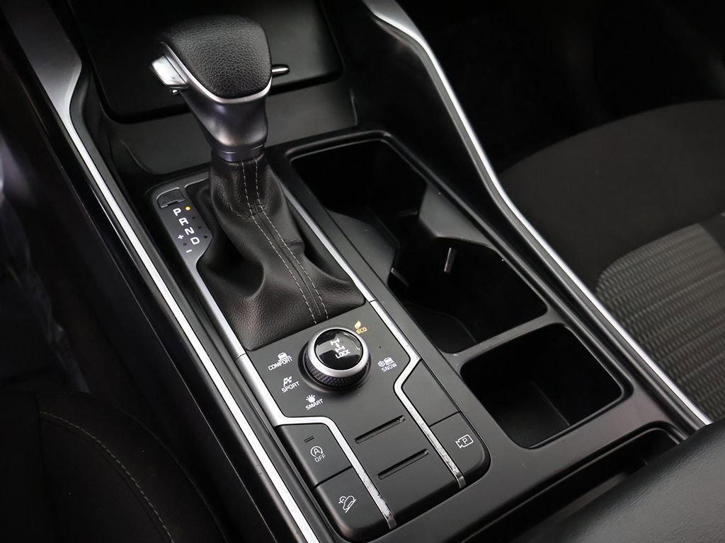 Used 2023 Kia Sorento LX image 49