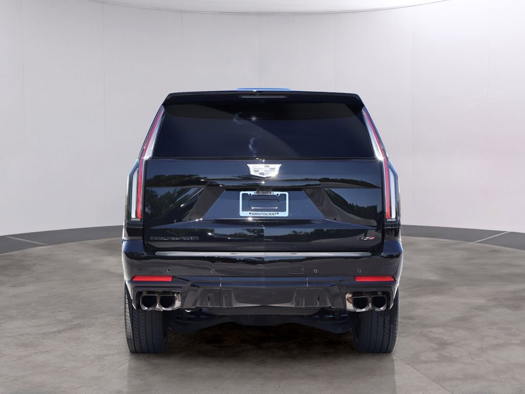 Used 2025 Cadillac Escalade V AWD/4WD image 6
