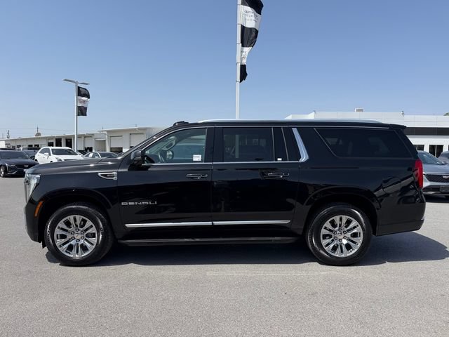 Used 2025 GMC Yukon XL Denali AWD/4WD image 8