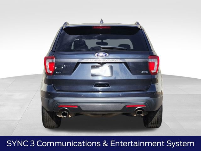 Certified 2017 Ford Explorer XLT w/ Equipment Group 202A image 9