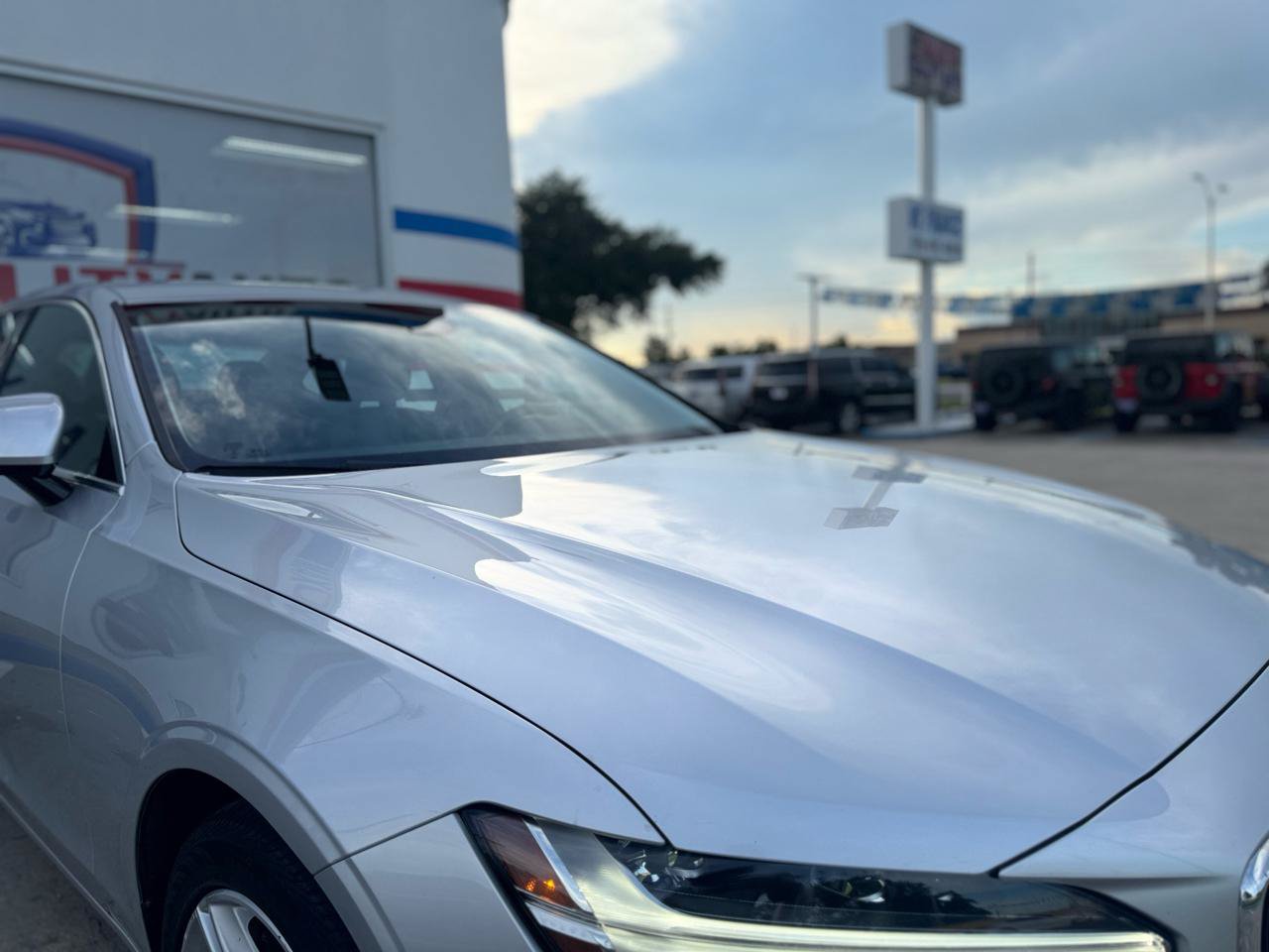 Used 2018 Volvo S90 T5 Momentum w/ Convenience Package AWD/4WD image 15
