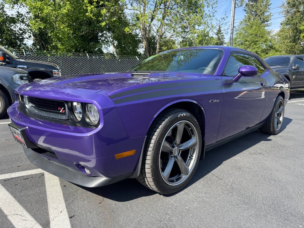 Used 2010 Dodge Challenger R/T RWD image 1
