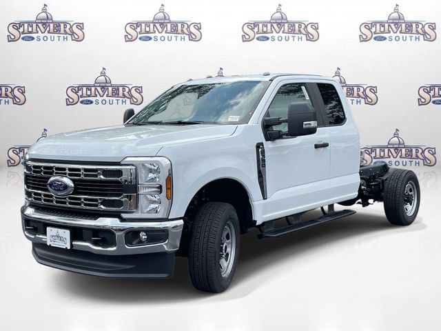 New 2026 Ford F350 XL w/ XL Chrome Package AWD/4WD image 5