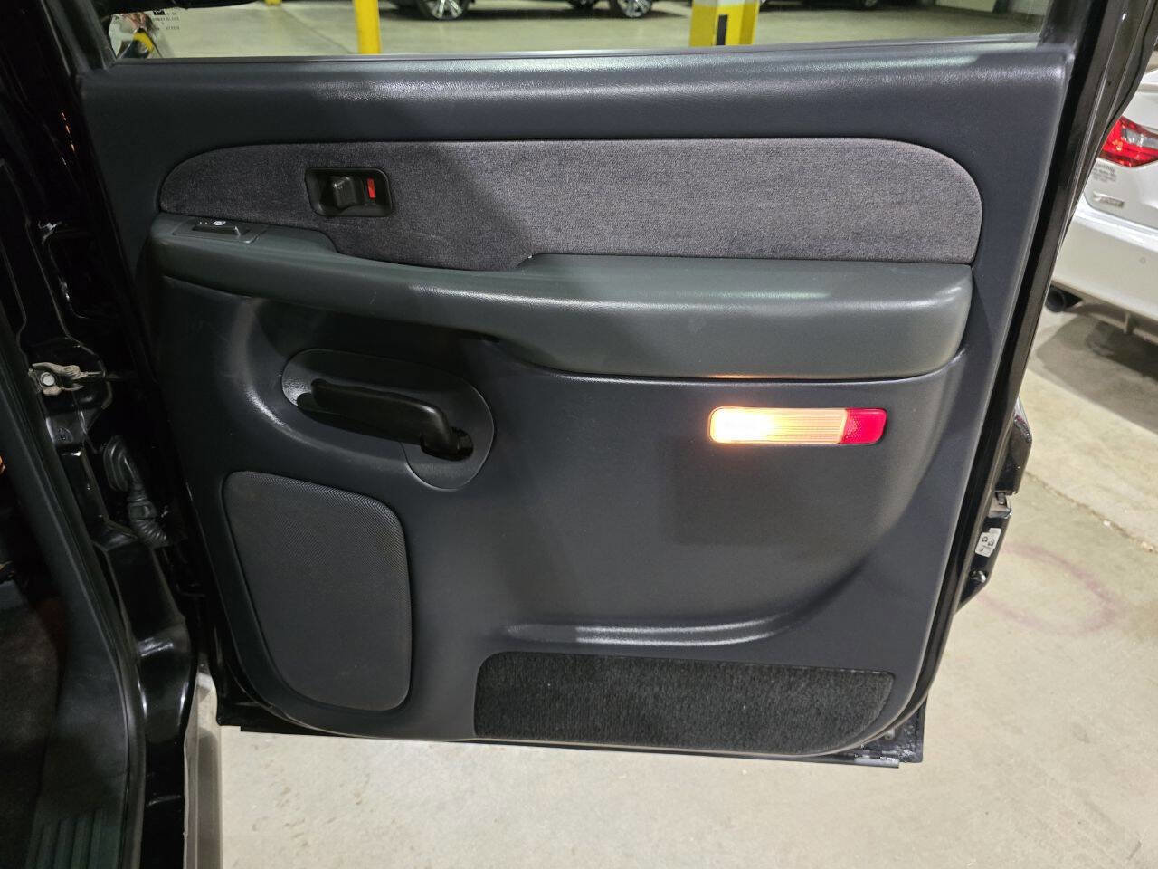 Used 2002 Chevrolet Silverado 1500 LT w/ Off-Road Skid Plate Pkg AWD/4WD image 34