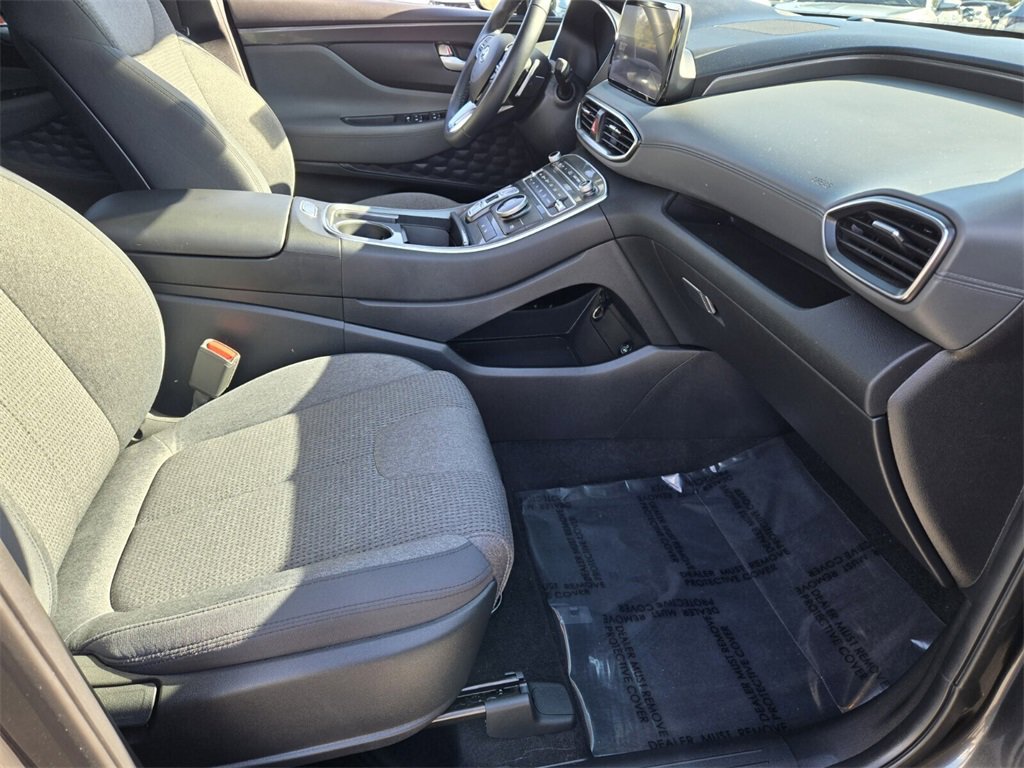 Certified 2023 Hyundai Santa Fe SEL image 16