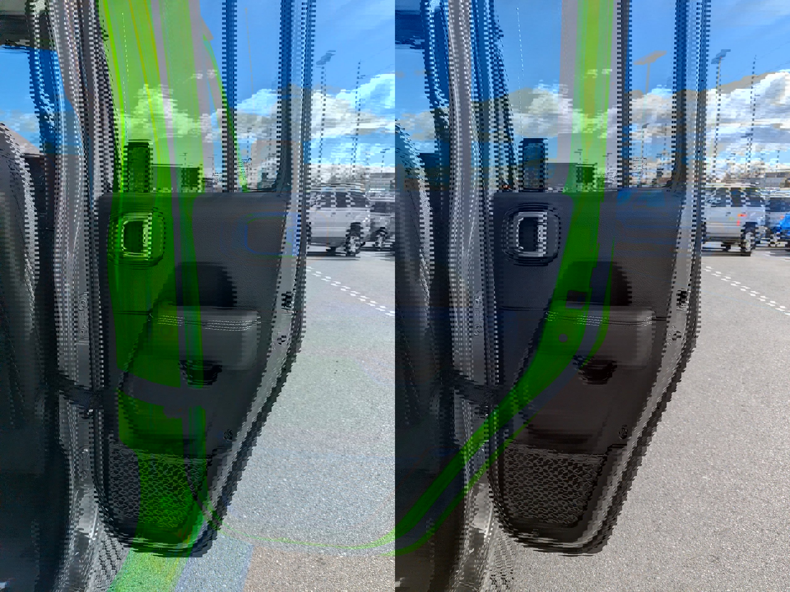 Used 2019 Jeep Wrangler Unlimited Sahara w/ Dual Top Group image 34