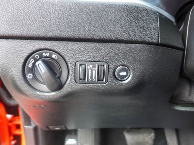 Used 2021 Dodge Charger SXT RWD image 16