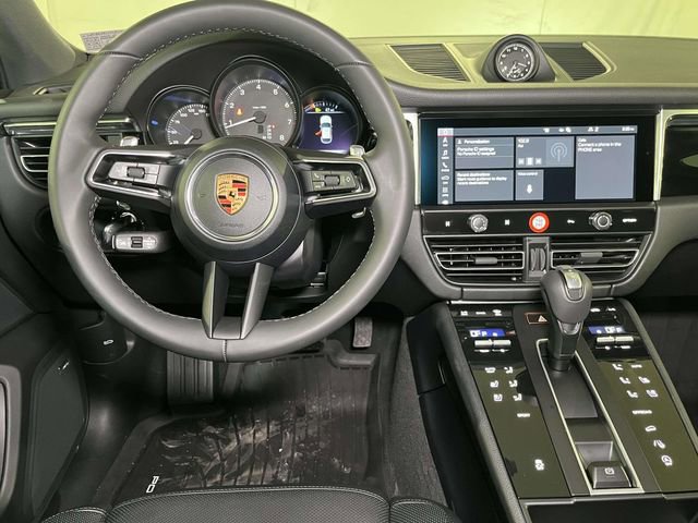 New 2026 Porsche Macan AWD/4WD image 24