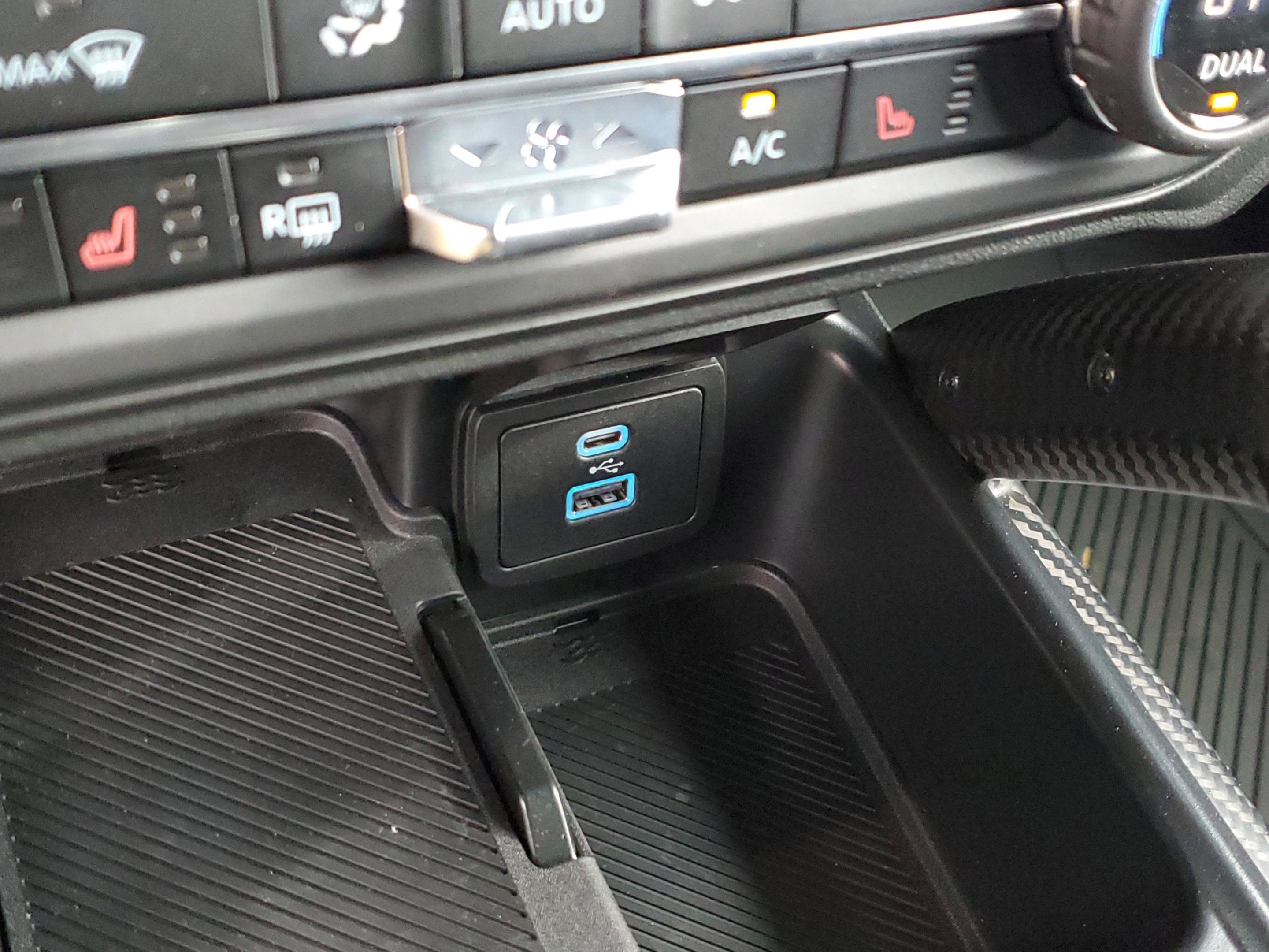 New 2025 Ford Bronco Raptor w/ Interior Carbon Fiber Pack image 26