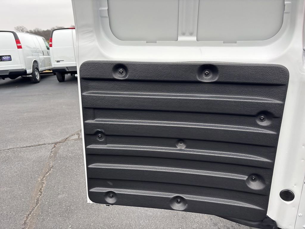New 2025 Chevrolet Express 2500 w/ Driver Convenience Package image 33